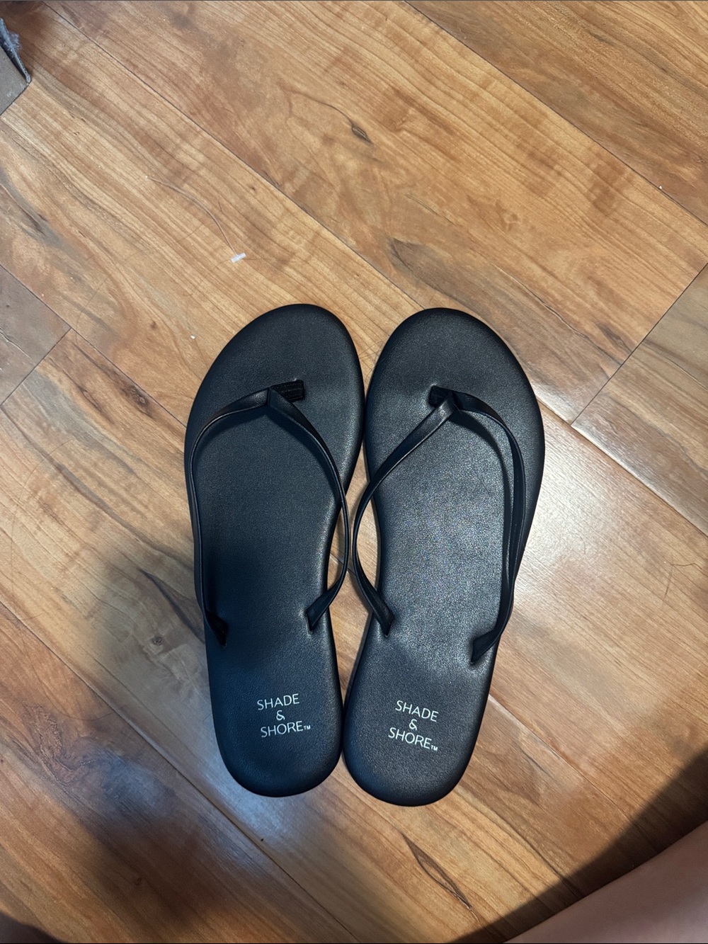 Shade & Shore Black Slim Strap Flip Flop Sandals